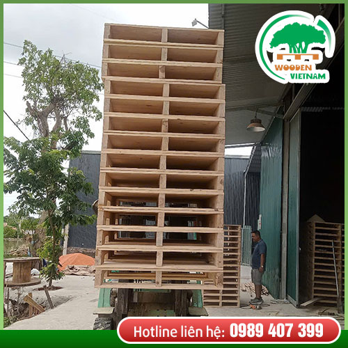 Pallet gỗ